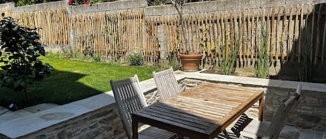 Buiten dineren