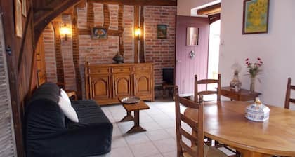 Gßte de charme rural avec terrasse, jardin privé, chevaux à proximité et équipements modernes