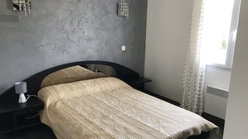 1 Schlafzimmer, Bügeleisen/Bügelbrett, WLAN, Bettwäsche