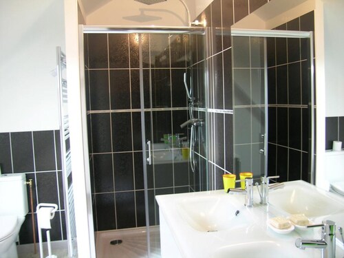 Renovated house near Tronçais forest, pets allowed