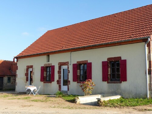 Country holiday home, pets allowed