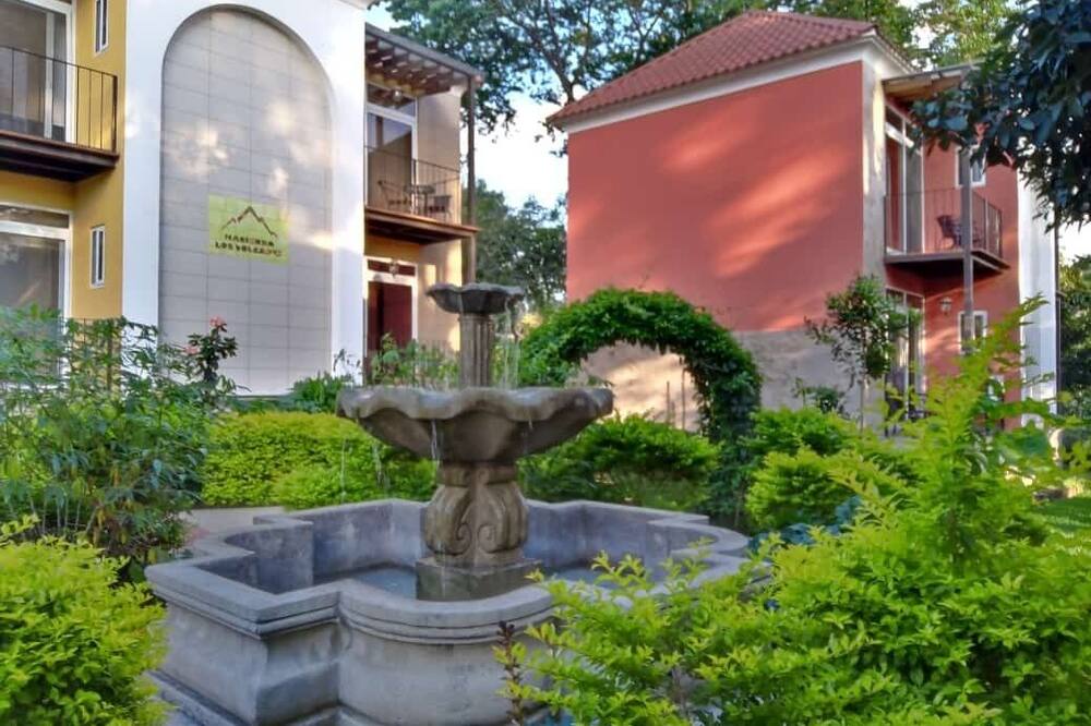 Hotel Hacienda Los Volcanes
