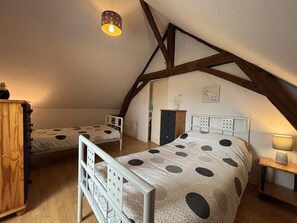 3 makuuhuonetta, ilmainen Wi-Fi