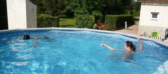 Large house in Saint-Pourçain with pool, sauna and WiFi