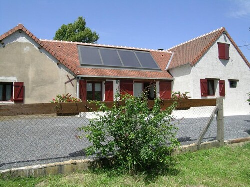 Independent Cottage Near Le PAL with Wifi and Pets Allowed