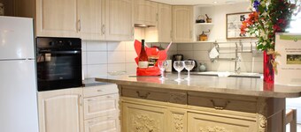 Renovated Family Cottage with Garden in the Countryside