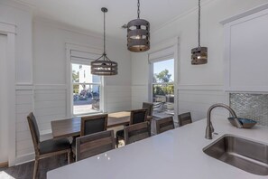 Dining - 26 Spinnaker Lane - Grove at Inlet Beach (Inlet Beach)