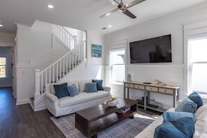 Living area - 26 Spinnaker Lane - Grove at Inlet Beach (Inlet Beach)