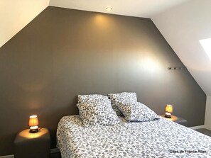 5 chambres, Wi-Fi gratuit, draps fournis