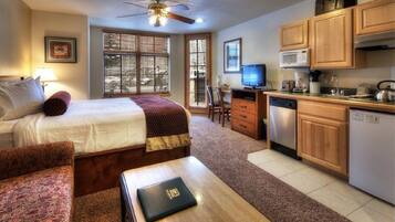 1 bedroom, iron/ironing board, bed sheets