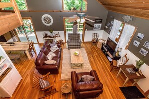 Älytelevisio, takka, videopelejä