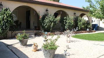 Enceinte de lâhĂ©bergement