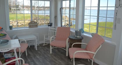 Cottage mit 3 Schlafzimmern am Ufer des Chautauqua-Sees