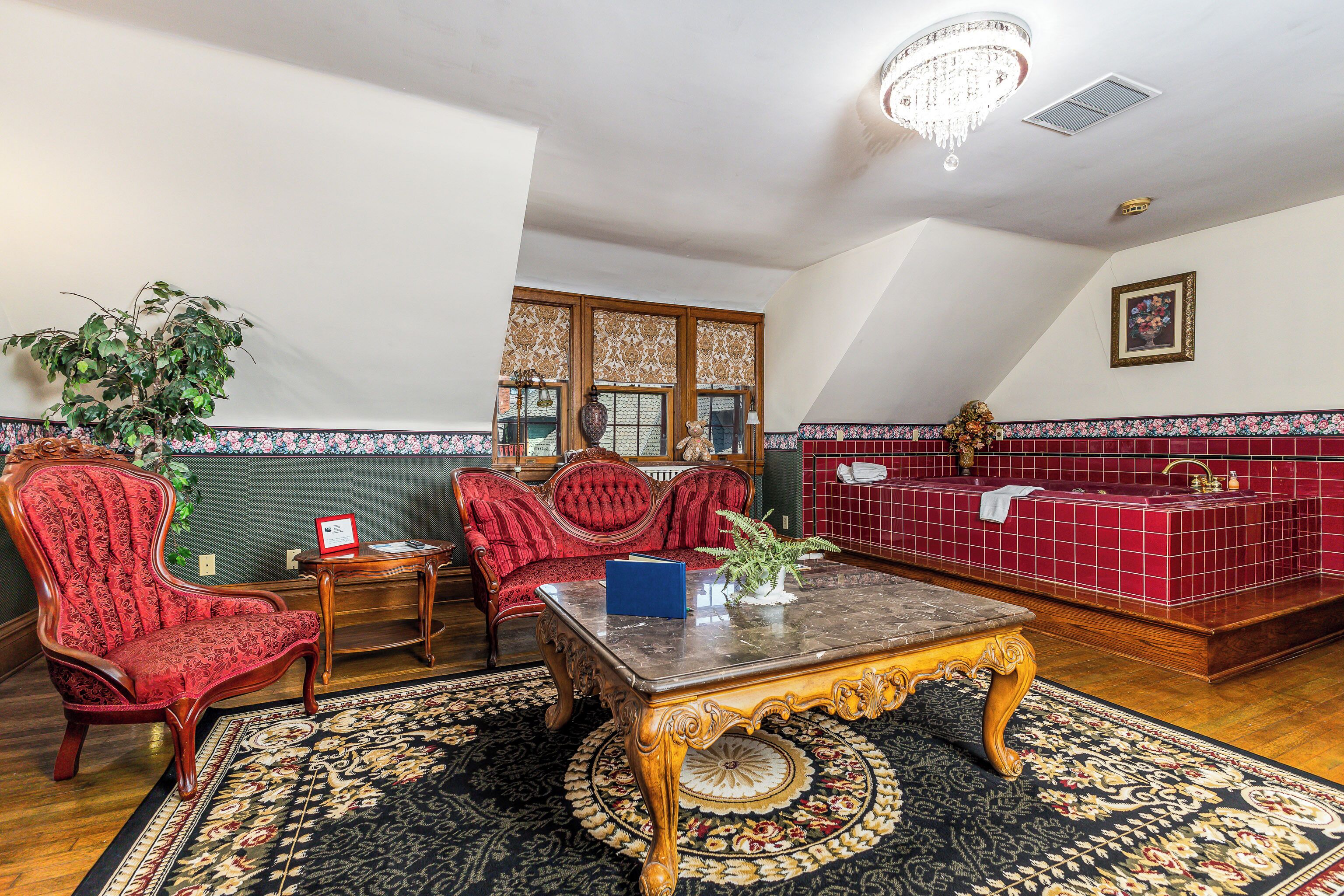 Ballroom Suite  (3rd Floor) | Blackout drapes, iron/ironing board, free WiFi, bed sheets