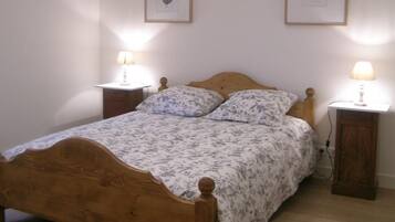 4 bedrooms, free WiFi