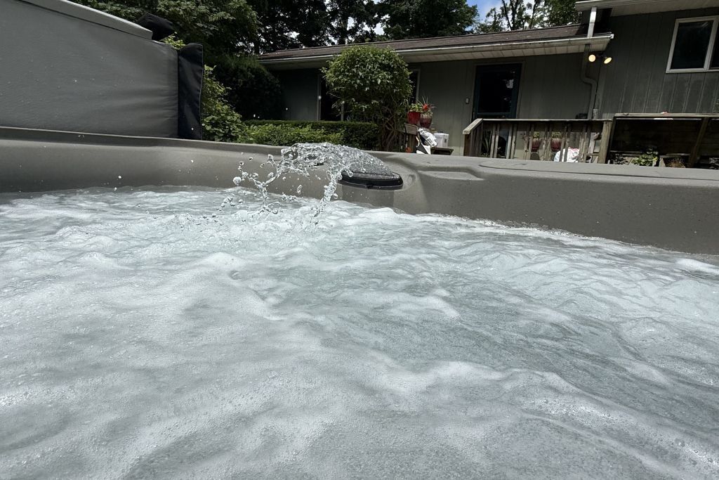 Bain à remous extérieur