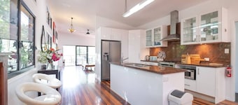 Theme parks paradise