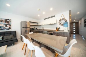 Fridge, microwave, coffee/tea maker, toaster