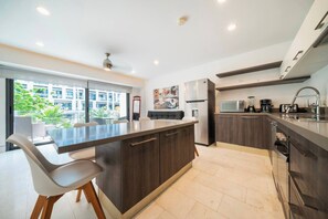 Fridge, microwave, coffee/tea maker, toaster