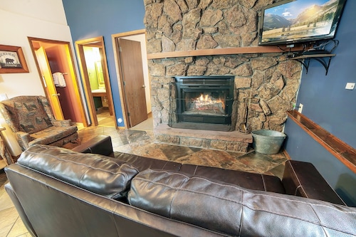 Fall River Cabin - dog friendly