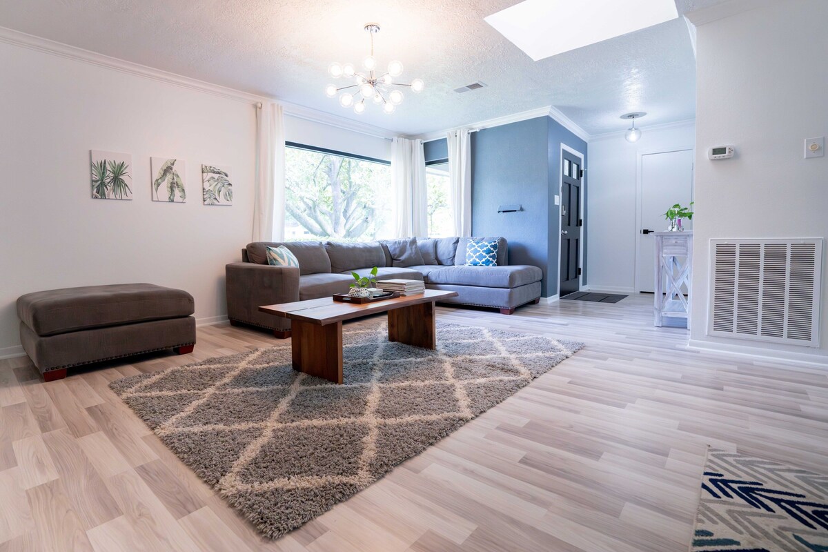 Photo 11 of Spacious and Modern Home Near NRG & Medical Center