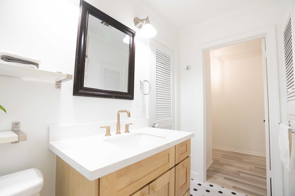 Photo 37 of Spacious and Modern Home Near NRG & Medical Center