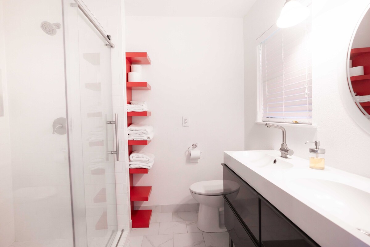 Photo 46 of Spacious and Modern Home Near NRG & Medical Center