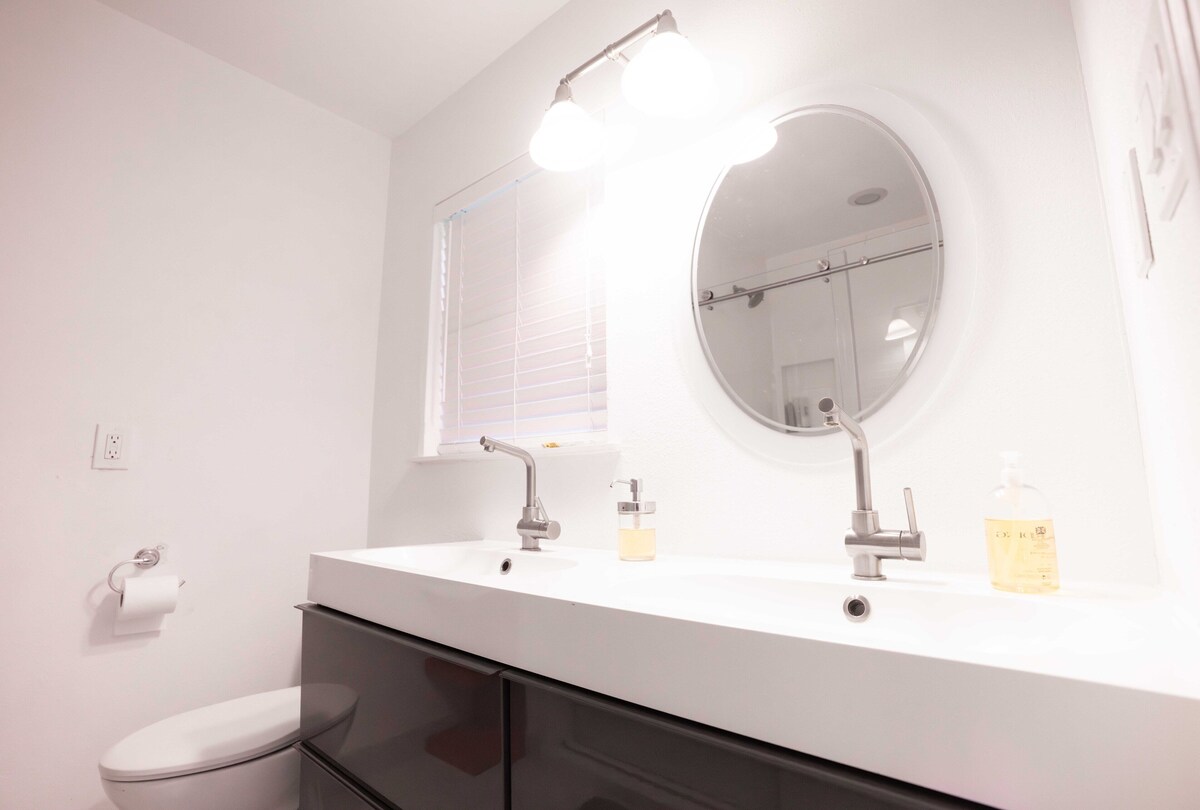 Photo 45 of Spacious and Modern Home Near NRG & Medical Center