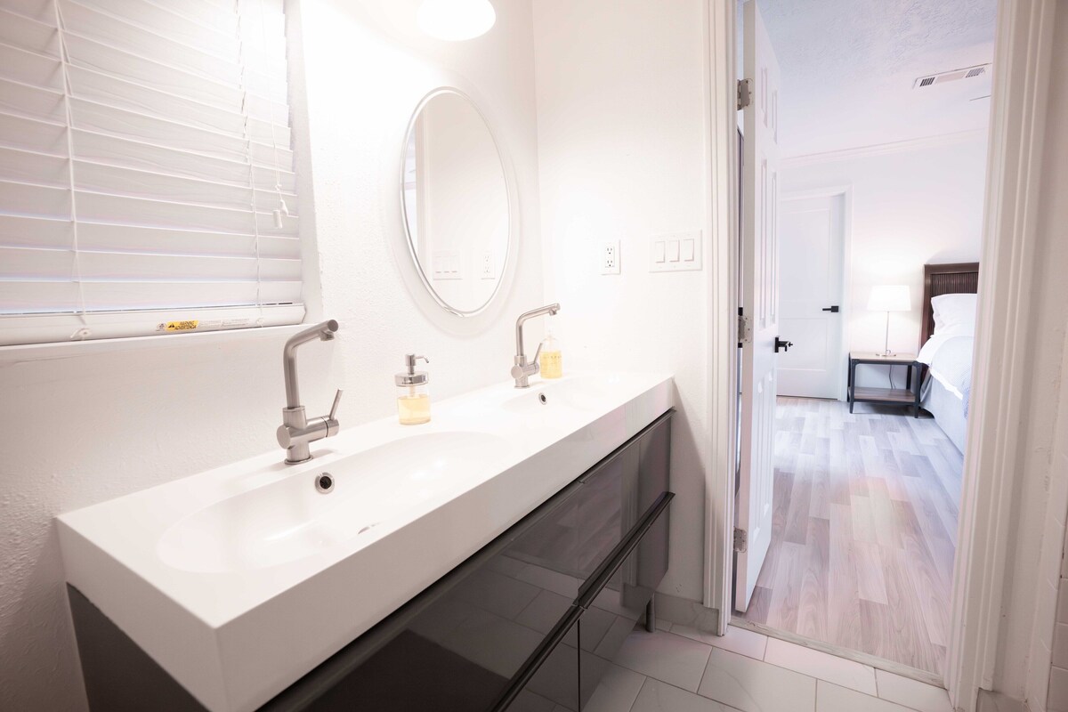 Photo 47 of Spacious and Modern Home Near NRG & Medical Center