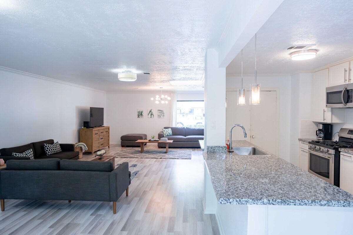 Photo 18 of Spacious and Modern Home Near NRG & Medical Center