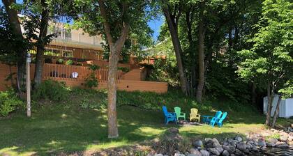 Les souvenirs sont faits sur Brophy Shores - 5 chambres, 2 salles de bain, rive privée du lac