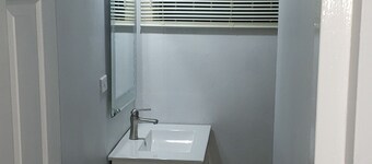 Comfortable Apartment in the Golden Triangle Kingston