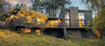 Mid-Century Modern Home in Continental Country Club - East Flagstaff