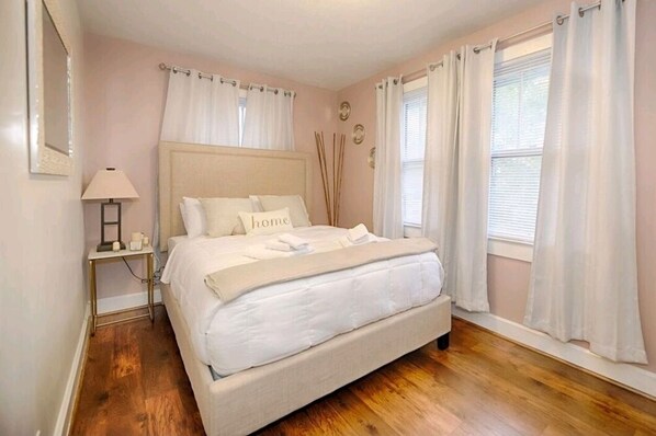 3 bedrooms, iron/ironing board, travel crib, free WiFi