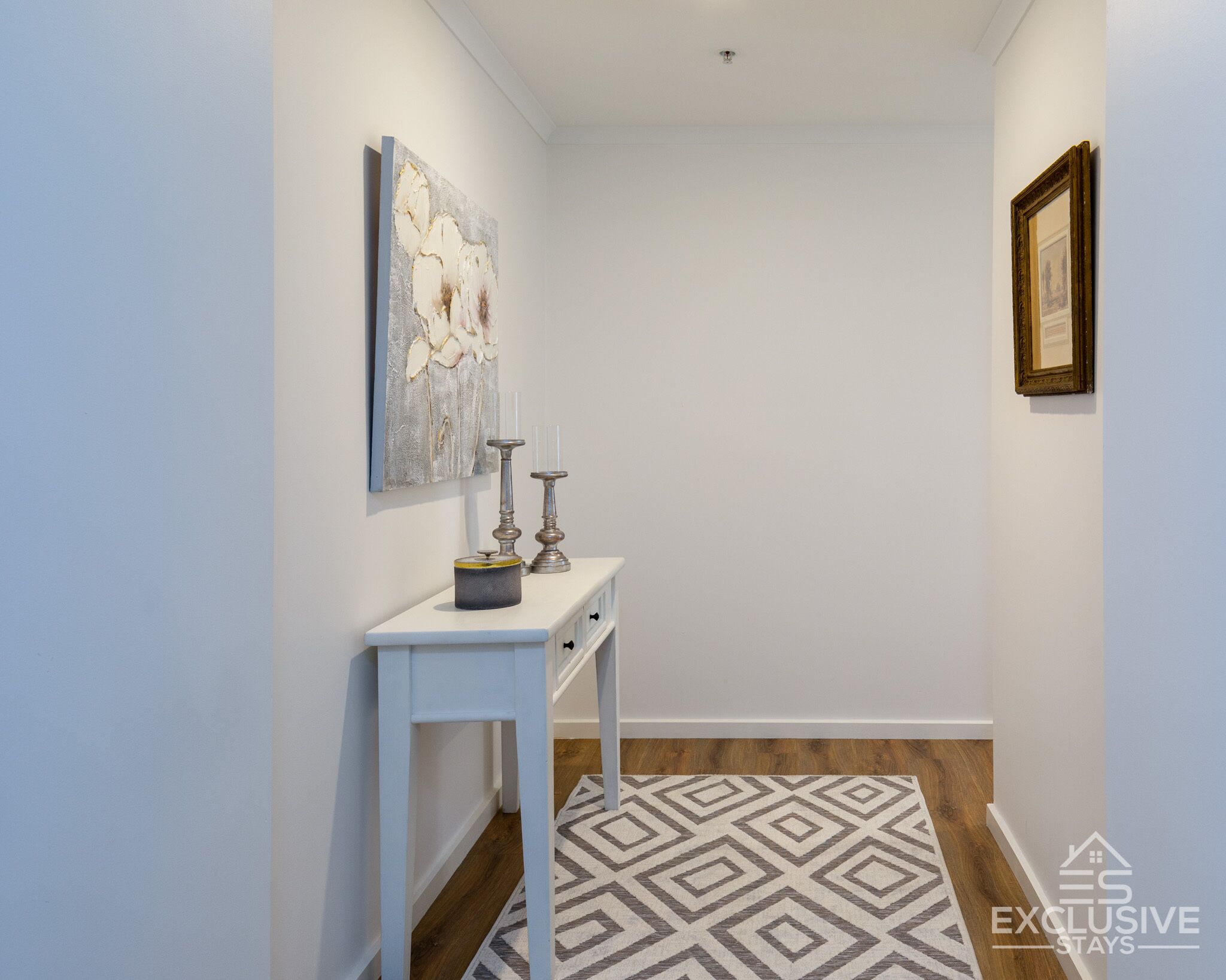 Exclusive Stay - Boulevard Penthouse — image 26