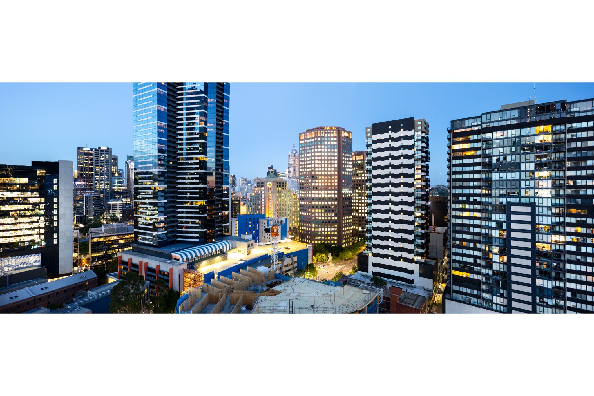 Exclusive Stay - Boulevard Penthouse — image 29