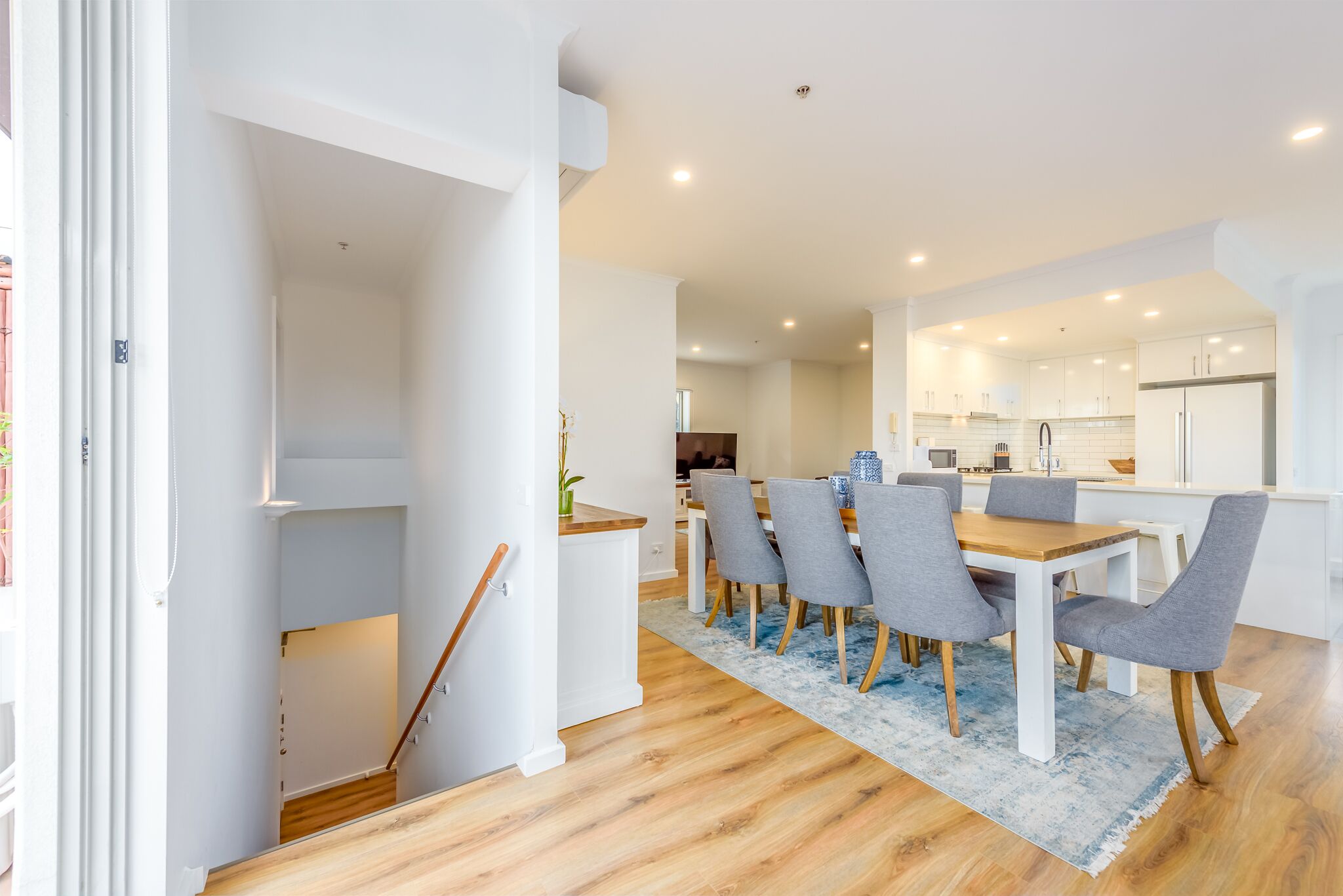 Exclusive Stay - Boulevard Penthouse — image 9