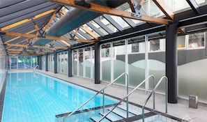 Pool - Exclusive Stay - Boulevard Penthouse (Southbank)