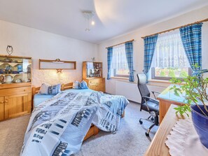 1 bedroom, free Internet