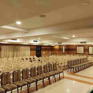 Meeting facility - Hotel Mayas (Tiruchirappalli)