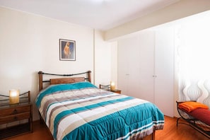 2 Schlafzimmer, Bügeleisen/Bügelbrett, kostenloses WLAN