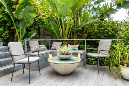 Private Luxurious Hollywood Oasis Pool/Spa-Close to Action Double Guest Quarters