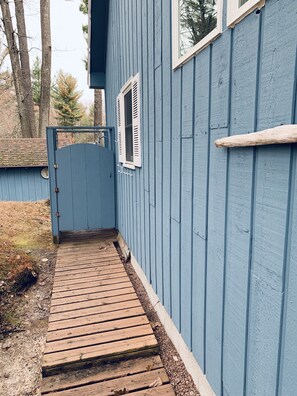 Exterior detail - An Onekama gem. Short walk to a quiet beach. (Onekama)