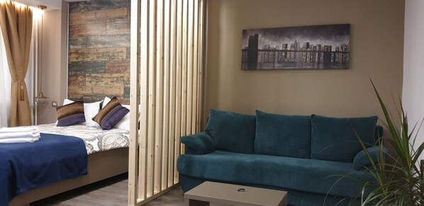 1 bedroom, iron/ironing board, free WiFi