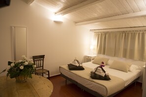 3 chambres, coffre-fort, Wi-Fi, literie fournie