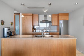 Fridge, microwave, oven, dishwasher