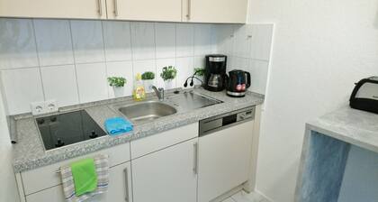 1 Zi Wohnung HERFORD ZENTRUM renoviert, neue Möbel, schick ausgestattet