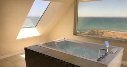 The Castle Inn of the Lost Coast King Suite