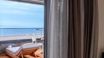 Superior Suite with Sea View | Terrace/patio