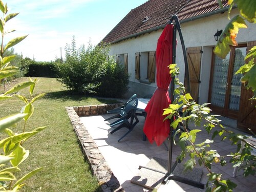 Fermette rénovée, animaux acceptés, internet, Montluçon proche